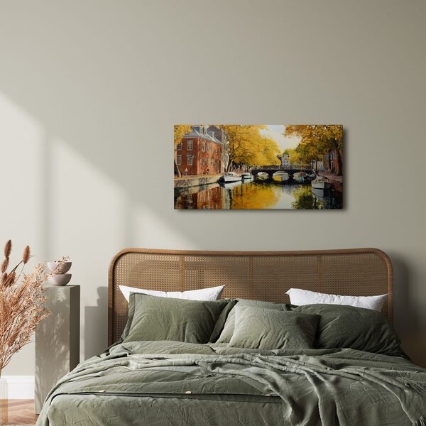 Quadro su tela – Tranquillo fiume autunnale con barche