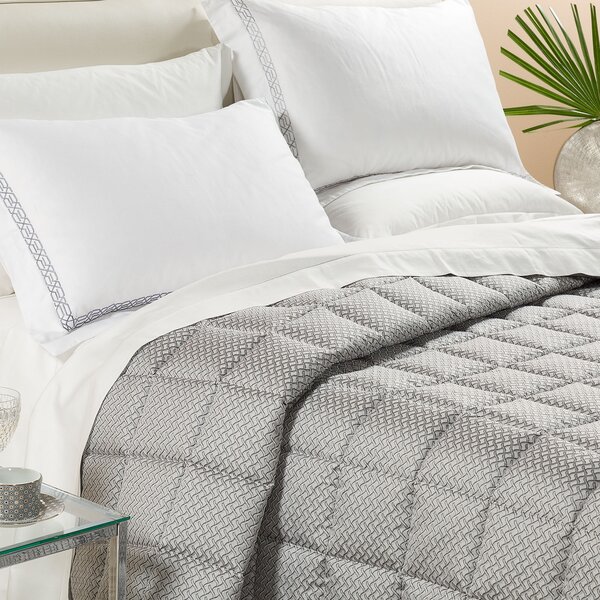 Trapunta Leggerissima In Raso Jacquard Luce Matrimoniale Dreaming Grigio Caleffi