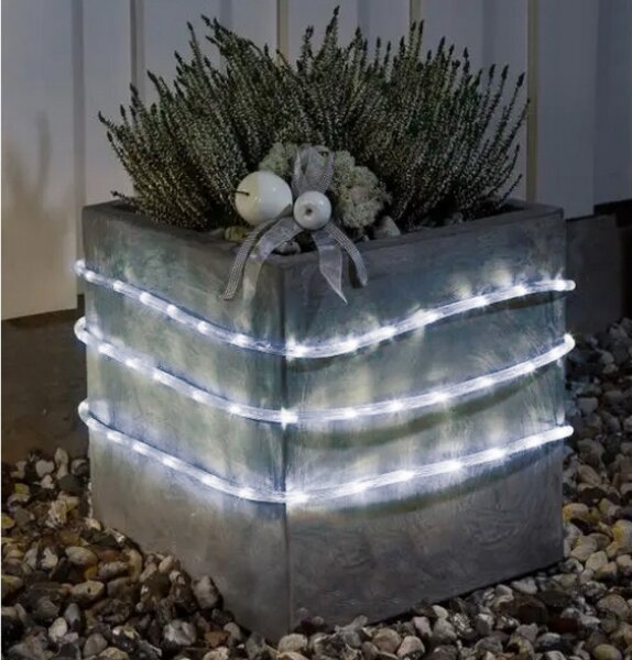 Tubo luminoso a LED, 20 M 200 LED Luci di corda Funziona a batteria Luci a stringa LED con 8 modalità remote Luci da giardino per la decorazione di interni all'aperto (Caldo