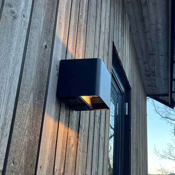 The Light Group Applique da esterni a LED SLC Shadow, dimmerabile, Nero, Alluminio, Moderno, Applique LED da esterni