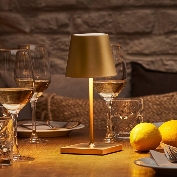 Sigor Nuindie mini lampada da tavolo ricaricabile a LED, USB-C, oro, IP54, dimmerabile Nuindie,, Ottone / Oro, Soggiorno / Sala da pranzo, Alluminio, Moderno
