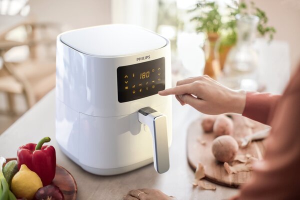 Philips Friggitrice ad Aria Airfryer L - 4 porzioni Capacit 4.1 Litri Potenza 1400 Watt Display LED colore Bianco - HD9252/00