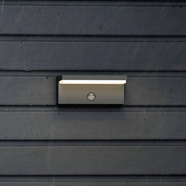 Philips LED applique da esterno Bustan UE, sensore, 2.700 K, Nero, Alluminio, Moderno