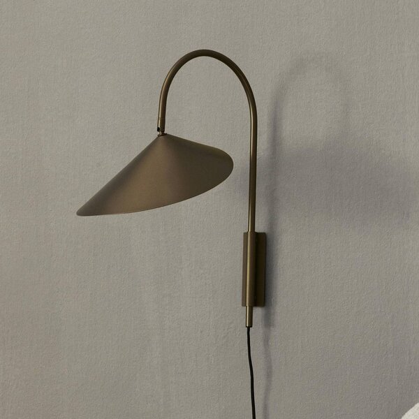 Ferm LIVING Arum Applique girevole, bronzo, 47 cm, spina