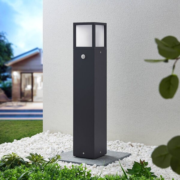 Lucande lampione Dewari, sensore di movimento, E27, 65 cm, IP54 Dewari Lucande, dimmerabile, Alluminio / Grigio / Zincato, Alluminio, Moderno