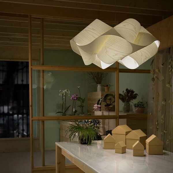 LZF LAMPS Lampada a sospensione Swirl, dimmerabile, Legno chiaro, Soggiorno / Sala da pranzo, Legno, Design, Lampada a sospensione
