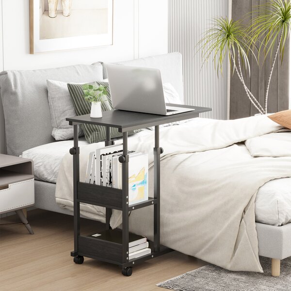 HOMCOM Tavolino da Salotto Tavolino a Rotelle Tavolino da Letto per Computer Portatile Altezza Regolabile - 2 Mensole integrate - telaio metallico Nero