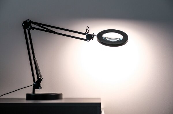 Brilagi - Lampada da tavolo LED dimmerabile con una lente d'ingrandimento LED/12W/5V 3000/4200/6000K nero