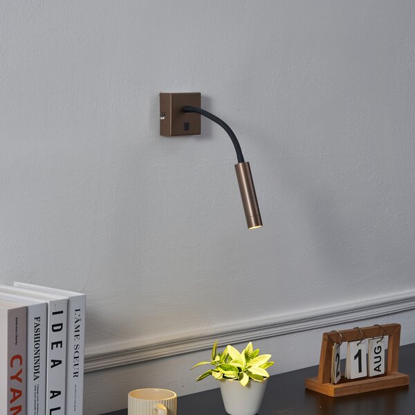 Lampada da parete moderna bronzo con porta USB-C - Gosna