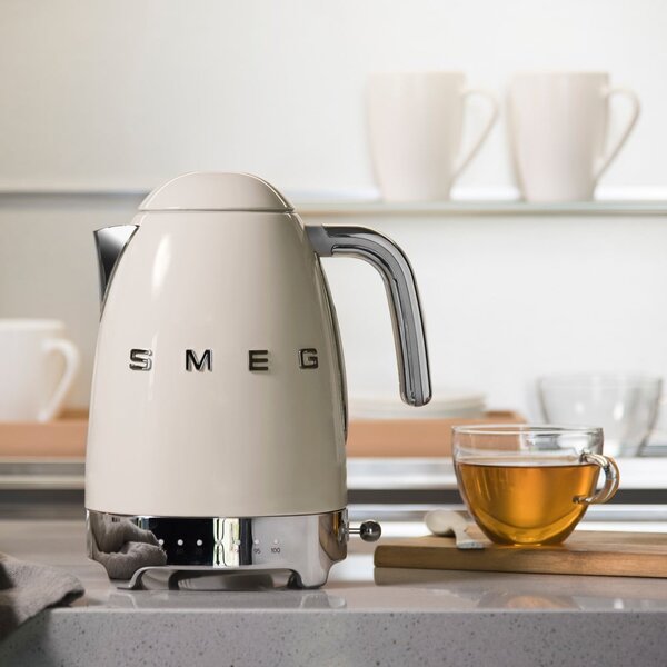 Bollitore color crema in acciaio inox 1,7 l 50's Retro Style – SMEG