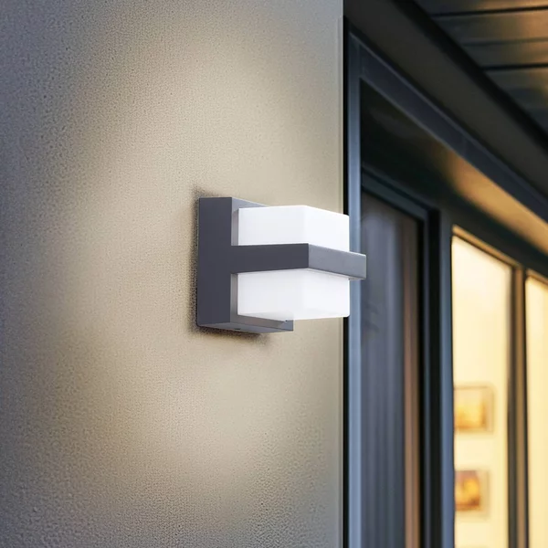Lindby Smart LED applique da esterno Fyra angolare CCT RGB Tuya Lindby, dimmerabile, Alluminio / Grigio / Zincato, Alluminio, Moderno