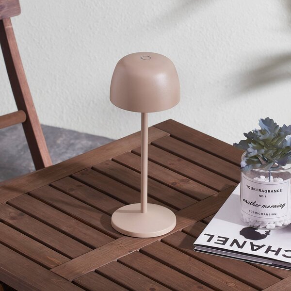 Lindby Lampada da tavolo a batteria LED Arietty, beige, dimmerabile, IP65 Arietty Lindby, dimmerabile, Crema / Ambra, Soggiorno / Sala da pranzo, Alluminio, Moderno