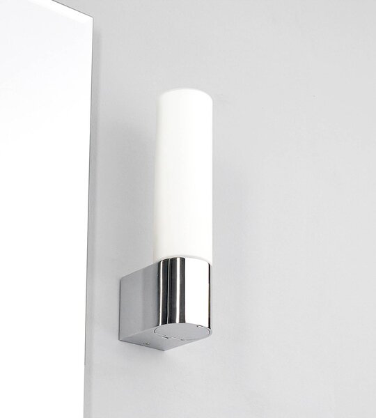 Applique da parete MELIKE Lindby, dimmerabile, Cromo / Argento, Bagno, Metallo, Moderno, Applique