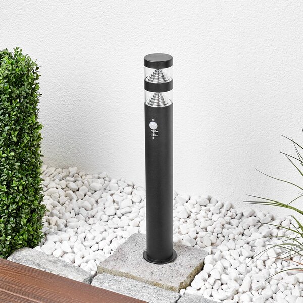 Lindby lampione a LED Lanea, 60 cm, nero, sensore, IP44 Lanea, Nero, Acciaio Inox, Moderno