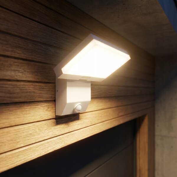Lampada da parete esterna LED con sensore, 18W/230V, IP44, bianca