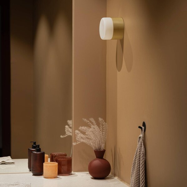 Globen Lighting Applique da parete Hubble 12, dimmerabile, Ottone / Oro, Bagno, Metallo, Scandinavo, Applique