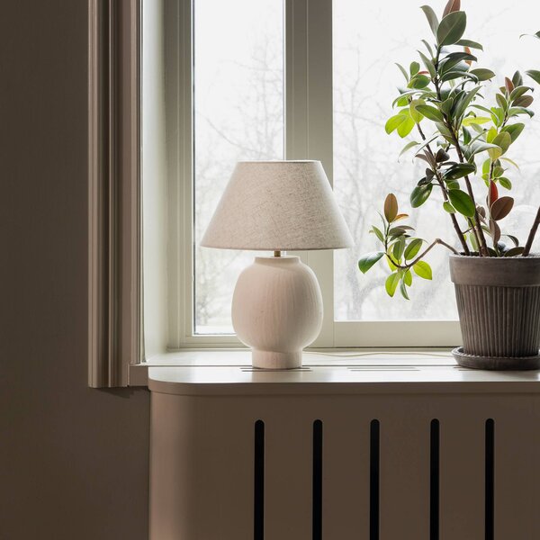 Globen Lighting Lampada da tavolo Lorenzo, Crema / Ambra, Soggiorno / Sala da pranzo, Ceramica, Scandinavo, Lampada da tavolo