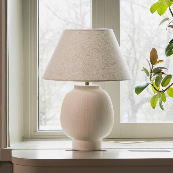 Globen Lighting Lampada da tavolo Lorenzo, Crema / Ambra, Soggiorno / Sala da pranzo, Ceramica, Scandinavo, Lampada da tavolo