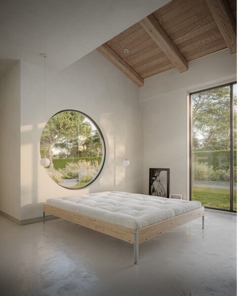 Letto matrimoniale di colore naturale in pino massiccio con rete inclusa 180x200 cm Core – Karup Design