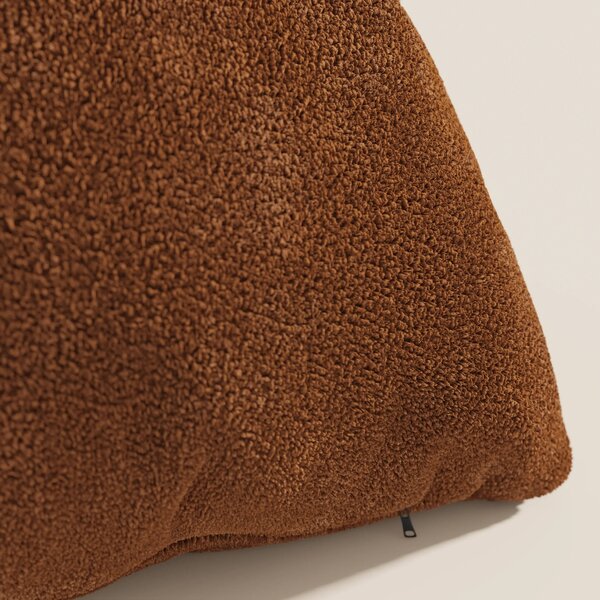 Favola cuscino disponibile in diversi colori realizzato in morbido bou