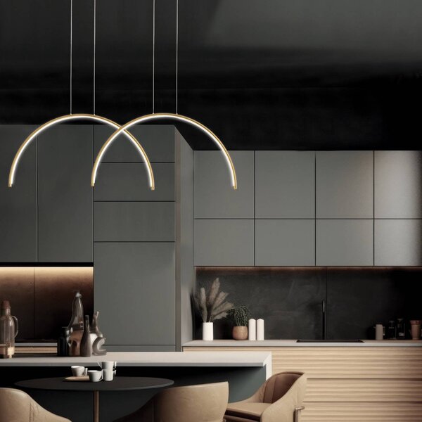 Viokef Lampada LED a sospensione Megan, lunghezza 95 cm, color oro, 2 luci. Megan, Ottone / Oro, Soggiorno / Sala da pranzo, Alluminio, Moderno