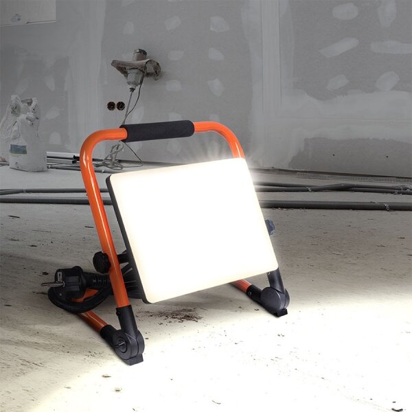 Solight WM-50W-FEQ - Proiettore LED con stativo LED/50W/230V 4000K IP65