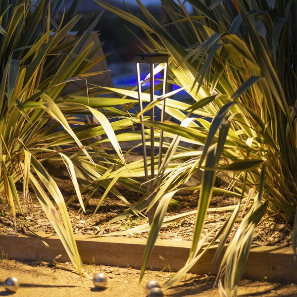 Les Jardins Torcia solare LED Tinka, grigia, 90 cm, picchetto a terra dimmerabile, Alluminio / Grigio / Zincato, Alluminio, Lampade solari