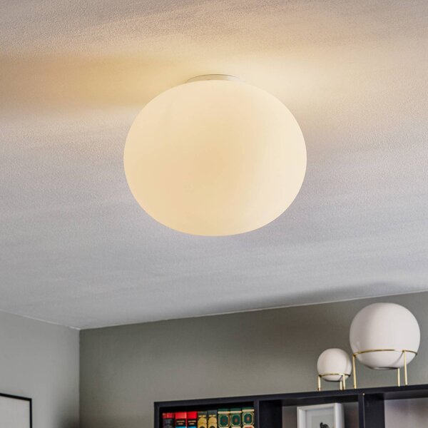 FLOS Plafoniera di design GLO-BALL, dimmerabile, Bianco / Opale, Soggiorno / Sala da pranzo, Vetro, Design, Plafoniera