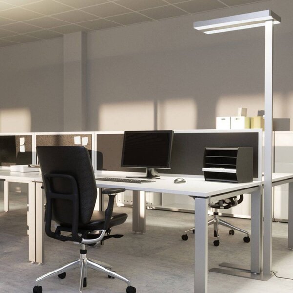 Arcchio Piantana LED Logan Neo, argento, dimmerabile, metallo Neo Arcchio, dimmerabile, Alluminio / Grigio / Zincato, Studio / Ufficio, Alluminio, Moderno