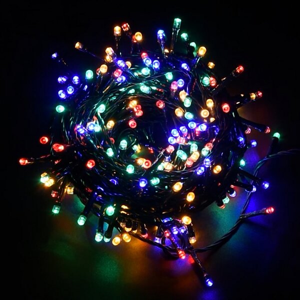 Catena di luci 41 metri da 1360 Led Mini Cluster Multicolore con cavo verde autospegnimento Wisdom