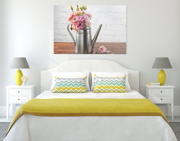 Quadro su tela – Bouquet di fiori in annaffiatoio