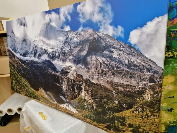 Quadro su tela – Paesaggio montano maestoso