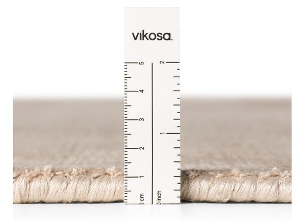 Tappeto beige in viscosa tessuto a mano 120x180 cm Noemi – Vikosa