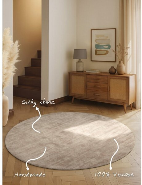 Tappeto rotondo beige in viscosa tessuto a mano ø 120 cm Noemi – Vikosa