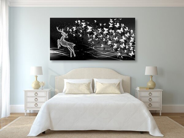 Quadro su tela – Splendido cervo con farfalle in bianco e nero