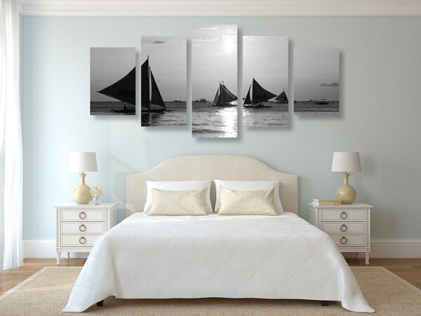 Quadri 5 pezzi – Splendido tramonto sul mare in bianco e nero