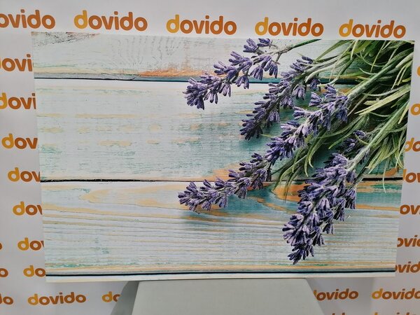 Stampa su tela – Lavanda su sfondo di legno