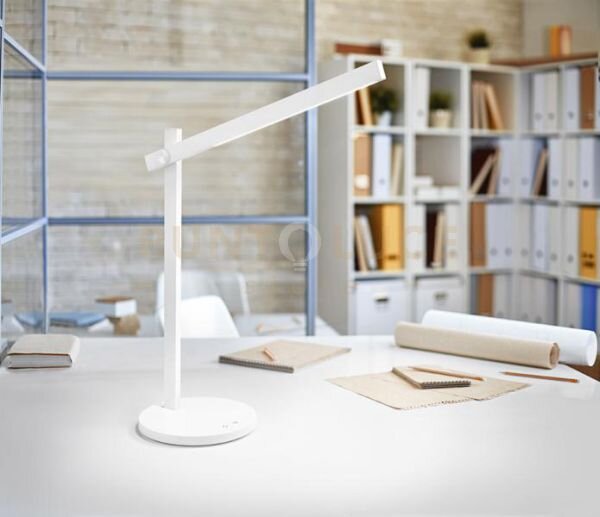 Lampada da tavolo in alluminio bianco ruler regolabile a 180° inter