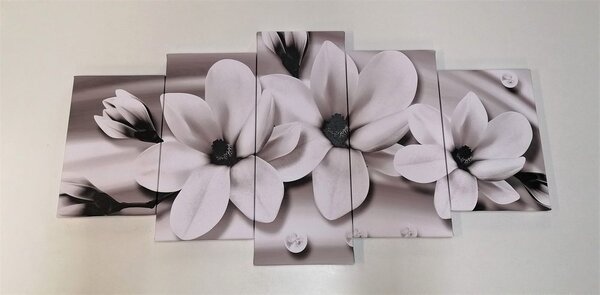 Quadri 5 pezzi – Magnolia di lusso con perle in bianco e nero