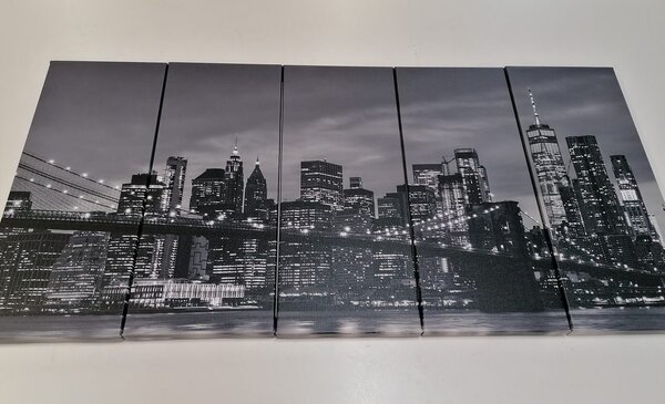 Quadri 5 pezzi – Ponte affascinante a Brooklyn in bianco e nero