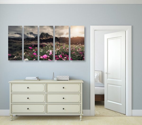 Quadri 5 pezzi – Prato di fiori in fiore