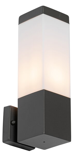 Lampada da parete per esterni moderna grigio scuro con opalina - Malios
