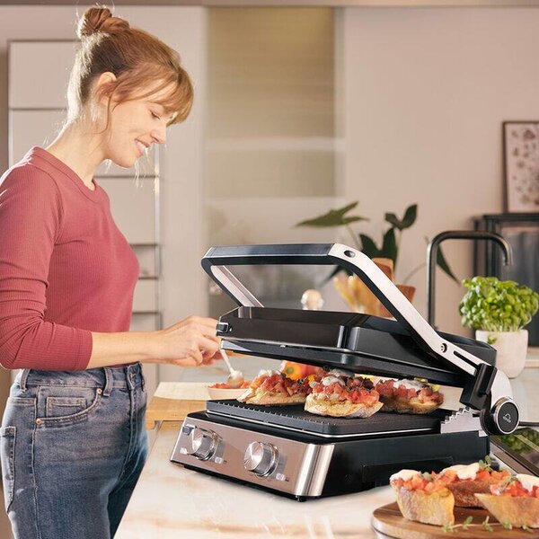 Braun Bistecchiera Elettrica Potenza 2000 W con Piastre Rimovibili e Vassoio Raccogligrasso colore Inox Nero - CG 7020