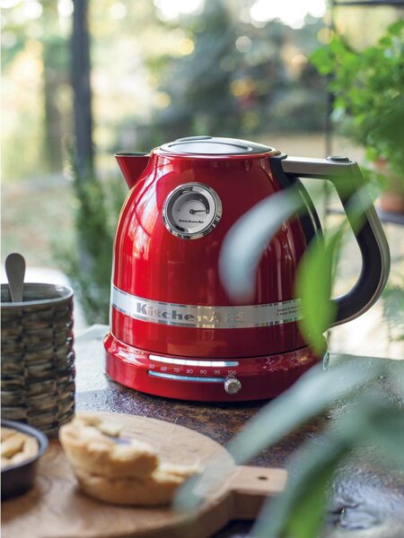 KITCHENAID Bollitore Elettrico Capacit 1.5 Litri Potenza 2400 Watt Termostato Regolabile colore Rosso - 5KEK1522ECA