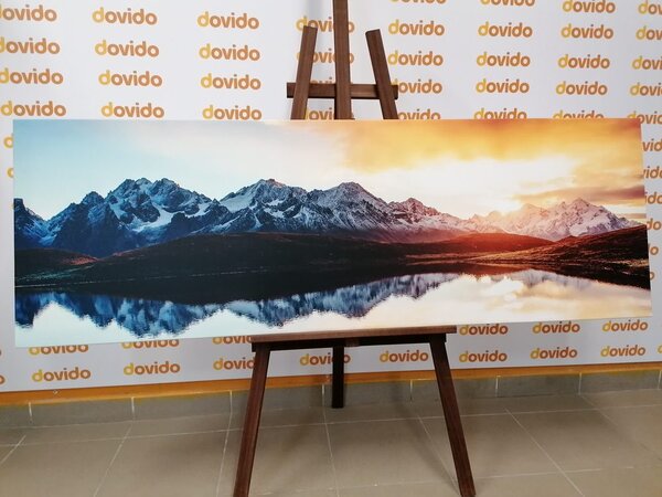 Quadro su tela – Splendido tramonto sulle montagne