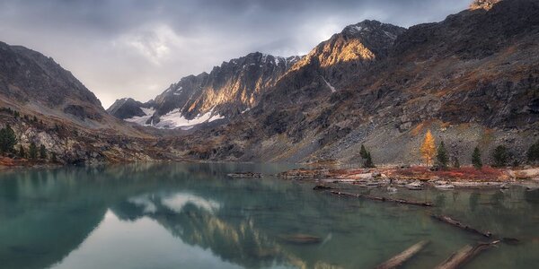 Stampa su tela – Montagne maestose