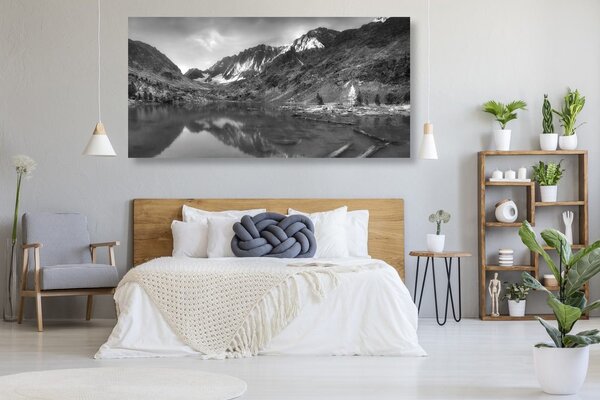 Quadro su tela – Montagne maestose in bianco e nero