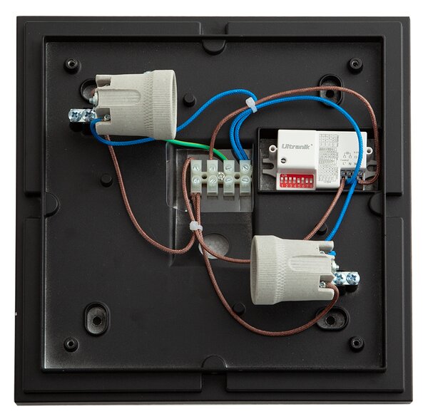 Plafoniera da esterno industriale nera con sensore di movimento e crepuscolare IP44 - Charlois