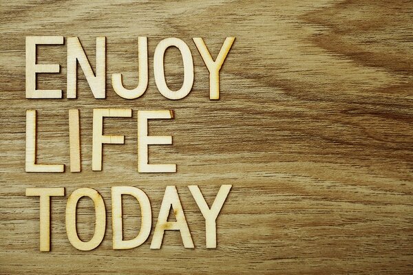 Carta da parati – Citazione - Enjoy life today