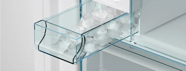 Bosch Congelatore a Cassetti Verticale Capacit 328 Litri Classe energetica D Capacit di congelamento 22 kg/24h No Frost - GSN54AWDV